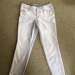 Light gray Old Navy rockstar jeans